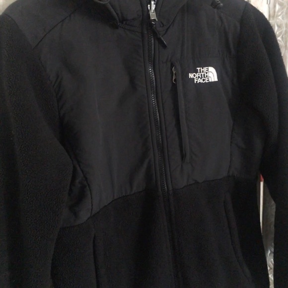 The North Face Jacket - Picture 2 of 4
